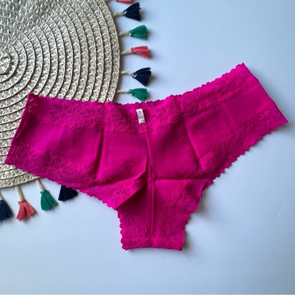 Victoria's Secret PINK Lace Trim Cheekster Panty Pink Laser w Graphic Large NEW - Picture 3 of 4